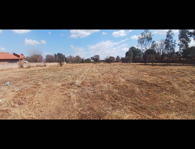 4,064M² VACANT LAND FOR SALE IN HENLEY ON KLIP